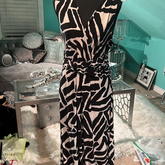 I.N.C. INTERNATIONAL CONCEPTS black and white zebra maxi dress simply gorgeous - Picture 1 of 11